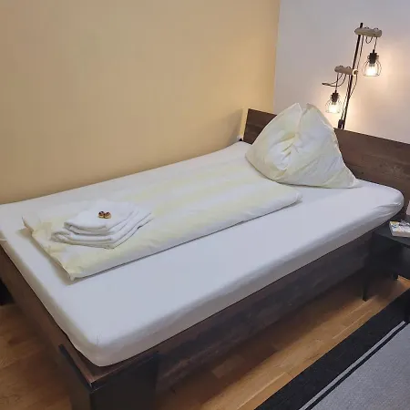 Bullsliving Seeapartment 1 Am Corso Daire Velden am Wörthersee